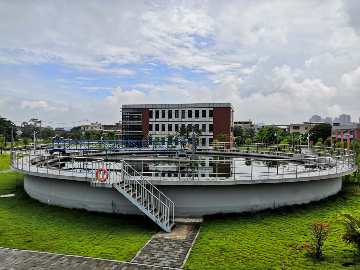 靖城污水.jpg